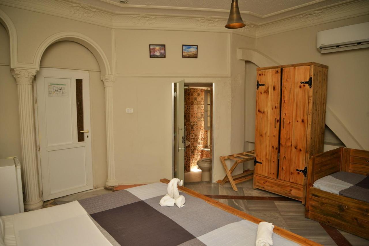 Cairwan Hotel Ель-Карак Екстер'єр фото